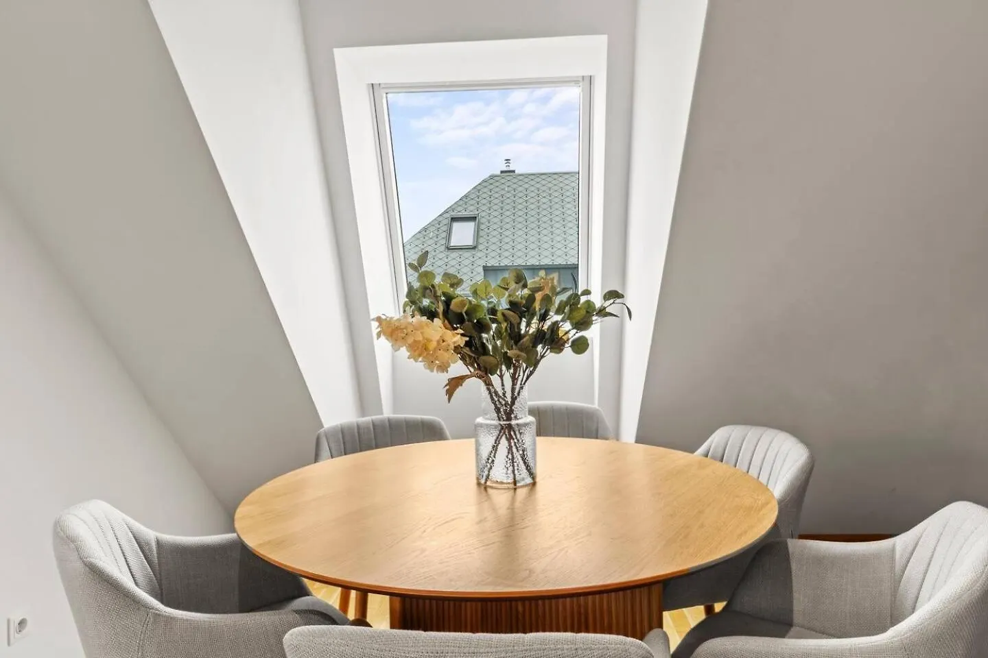 Apartament Fast Wifi - 3 Min Walk To Metro - On-Site Parking For 19,90 Eur Wiedeń 0*,  Austria