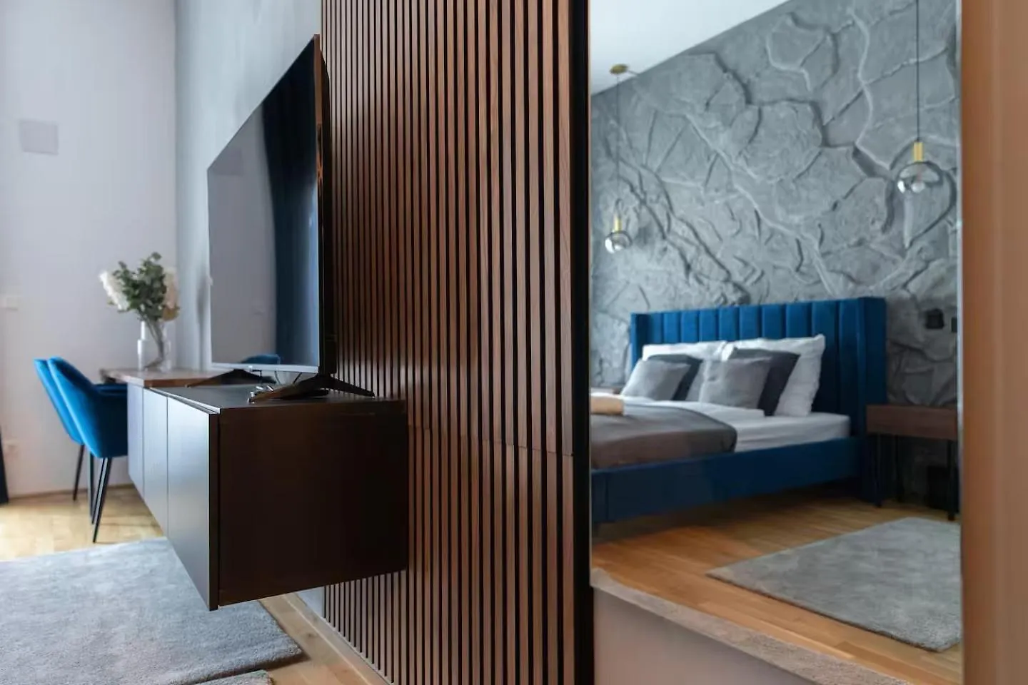 Apartament Fast Wifi - 3 Min Walk To Metro - On-Site Parking For 19,90 Eur Wiedeń